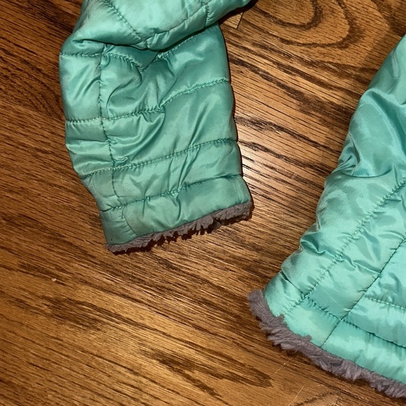 Girls Reversible NORTH FACE Puffy Jacket - size 14/16 (L) - Picture 5 of 10